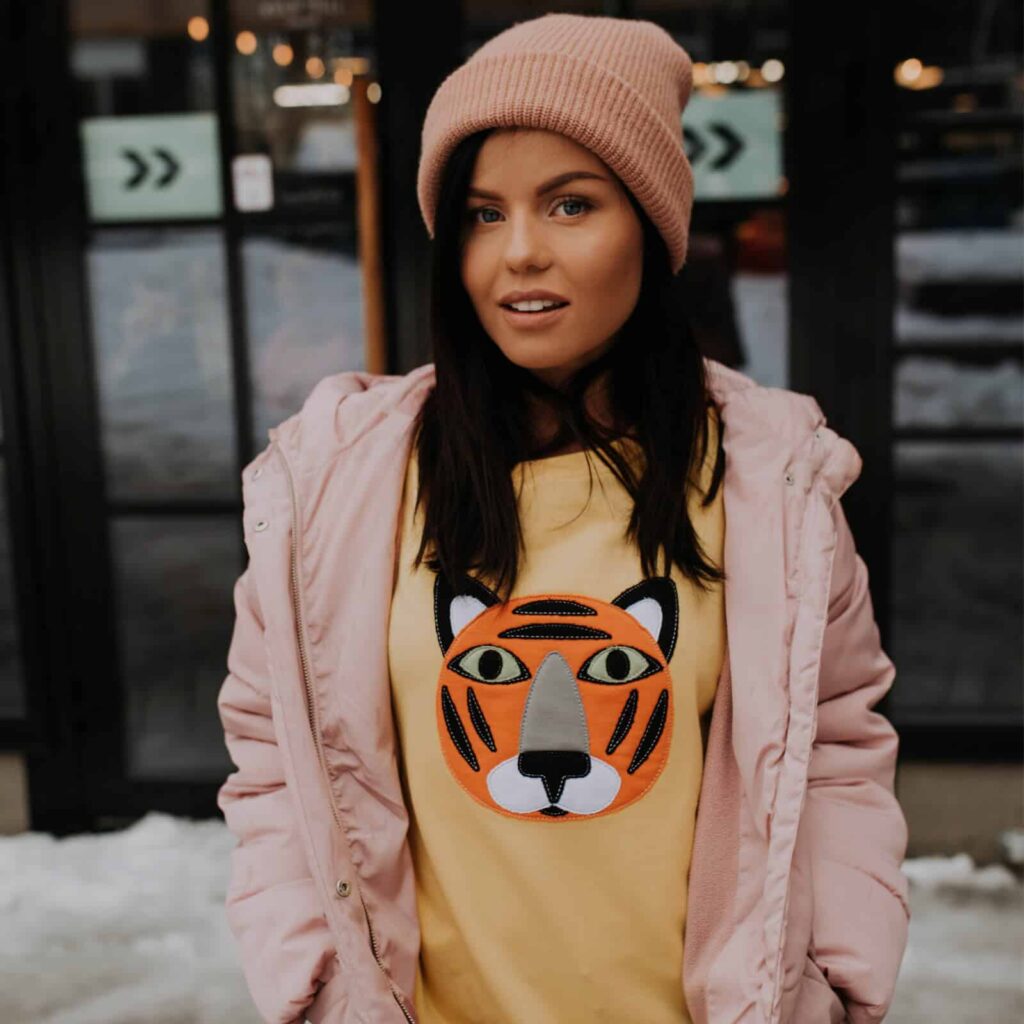 Tiger sweatshirt sale womens